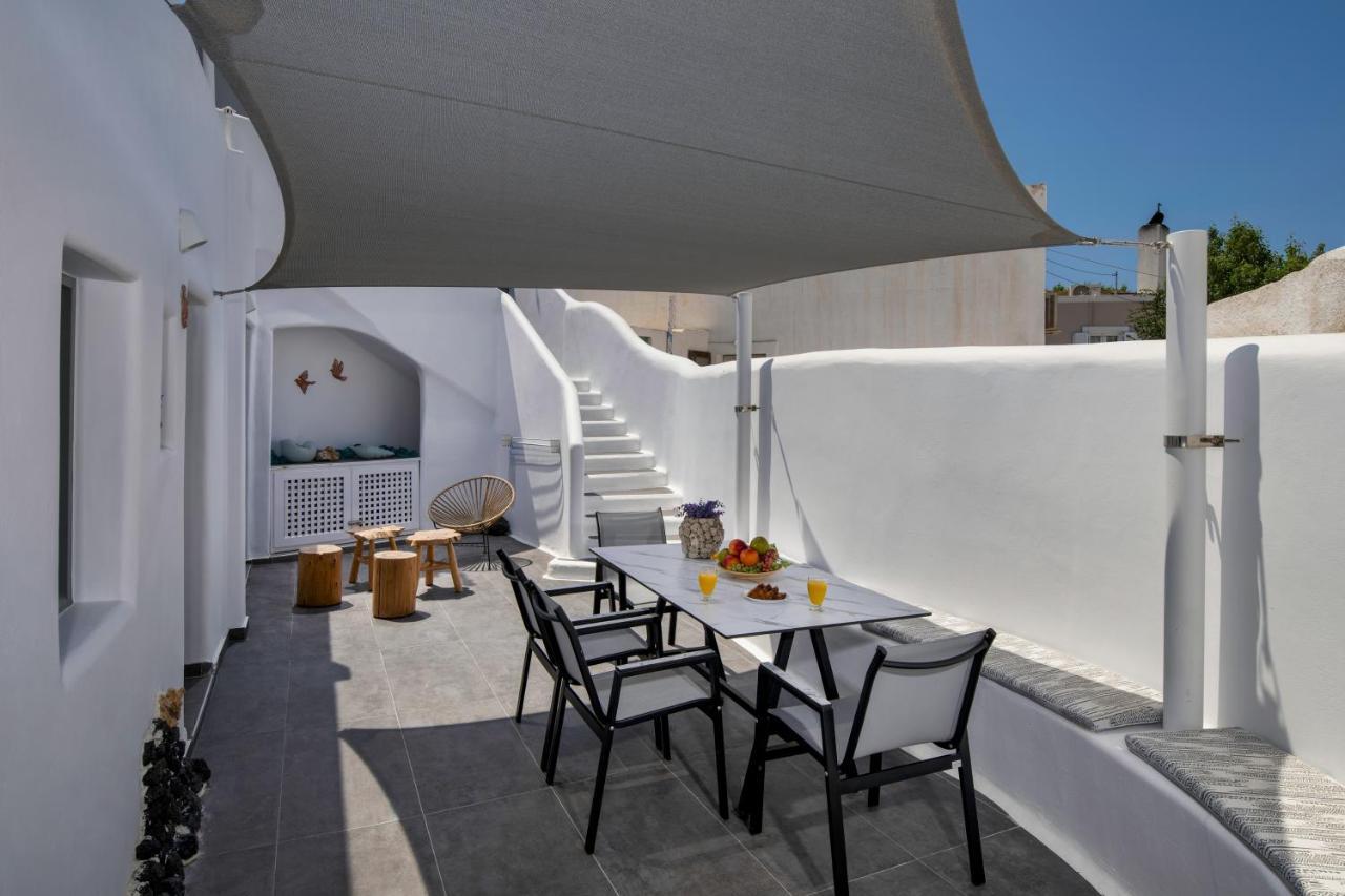 Astrea Suites Feggaropetra Cave House Fira (Santorini) Exterior foto