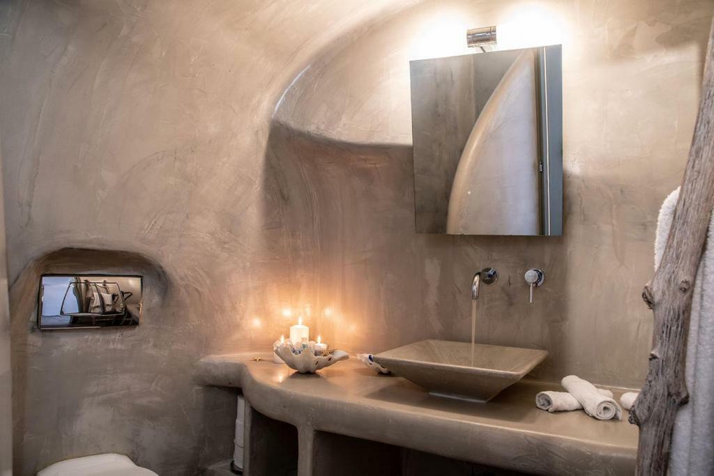 Astrea Suites Feggaropetra Cave House Fira (Santorini) Exterior foto