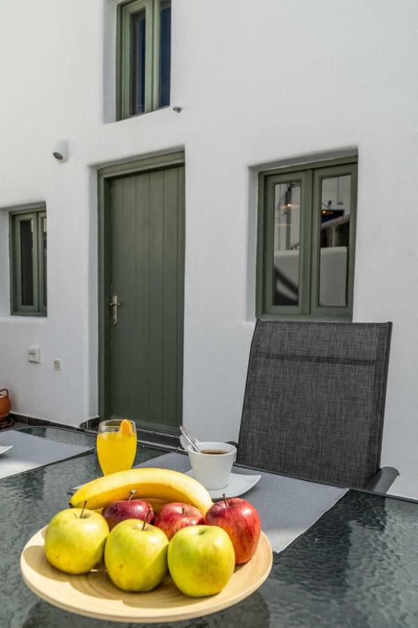 Astrea Suites Feggaropetra Cave House Fira (Santorini) Exterior foto