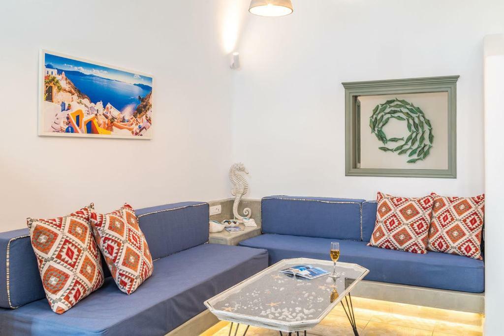 Astrea Suites Feggaropetra Cave House Fira (Santorini) Exterior foto
