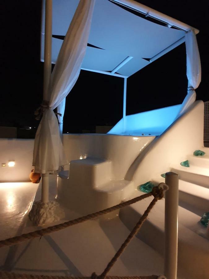 Astrea Suites Feggaropetra Cave House Fira (Santorini) Exterior foto